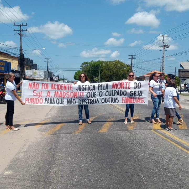 ​MANIFESTAÇÃO PEDE JUSTIÇA EM CAPANEMA